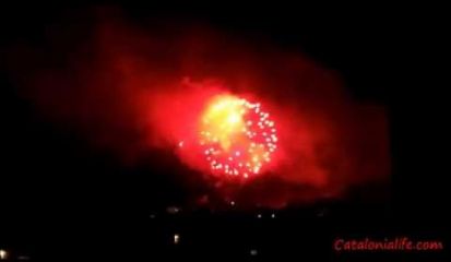 Embedded thumbnail for Fireworks in Blanes 2015, day 1 (Pirotecnia Valeca-Pir)(версия №2)