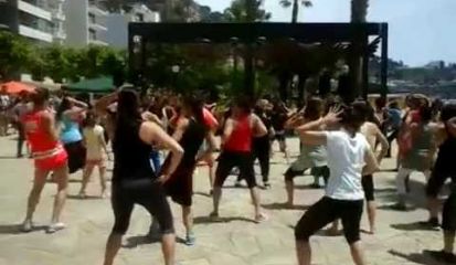 Embedded thumbnail for Master- class body combat i bollywood 