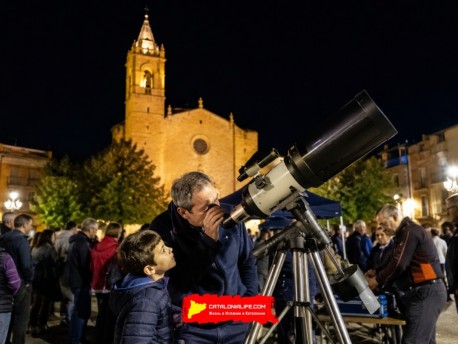 Астрономическое наблюдение на Festa Major de Llagostera 2026: ночь телескопов на площади Каталонии