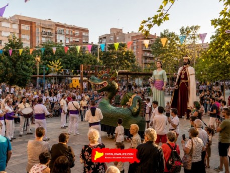 Festa Major de Nou Barris 2026: главный праздник района Ноу-Баррис в Барселоне с 14 по 17 мая