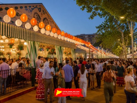 La Malafollá 2026 на Feria del Corpus de Granada: традиционный павильон ярмарки Корпус-Кристи в Гранаде