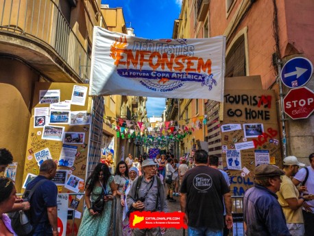 Улица Сант Пере Мартир (Carrer de Sant Pere Màrtir) - Феста Майор де Грасиа 2024 (Festa Major de Gràcia 2024)