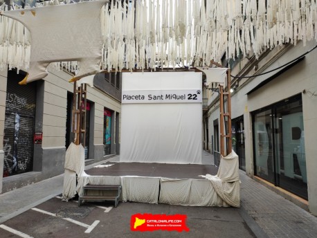 Фотоотчёт: Пласета де Сант Микель (Placeta de Sant Miquel) - Феста Майор де Грасиа 2022 (Festa Major de Gràcia 2022) 