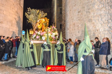 Процессия Святого погребения в Жироне: традиция и братства Страстной недели. Что это за люди в колпакax? Что это за братства? Разбираемся в тайных братствах Жироны. Братство святого Исидора и святого Галдерика (Confraria de Sant Isidre i Sant Galderic)