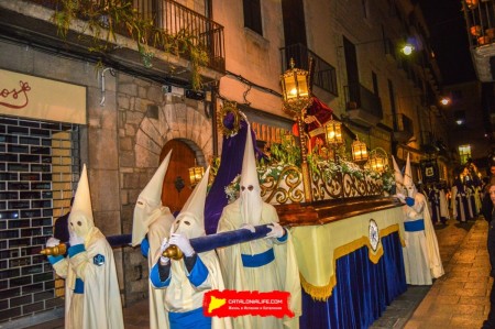 Процессия Святого погребения в Жироне: традиция и братства Страстной недели. Что это за люди в колпакax? Что это за братства? Разбираемся в тайных братствах Жироны. Братство Молчания (Confraria del Silenci)