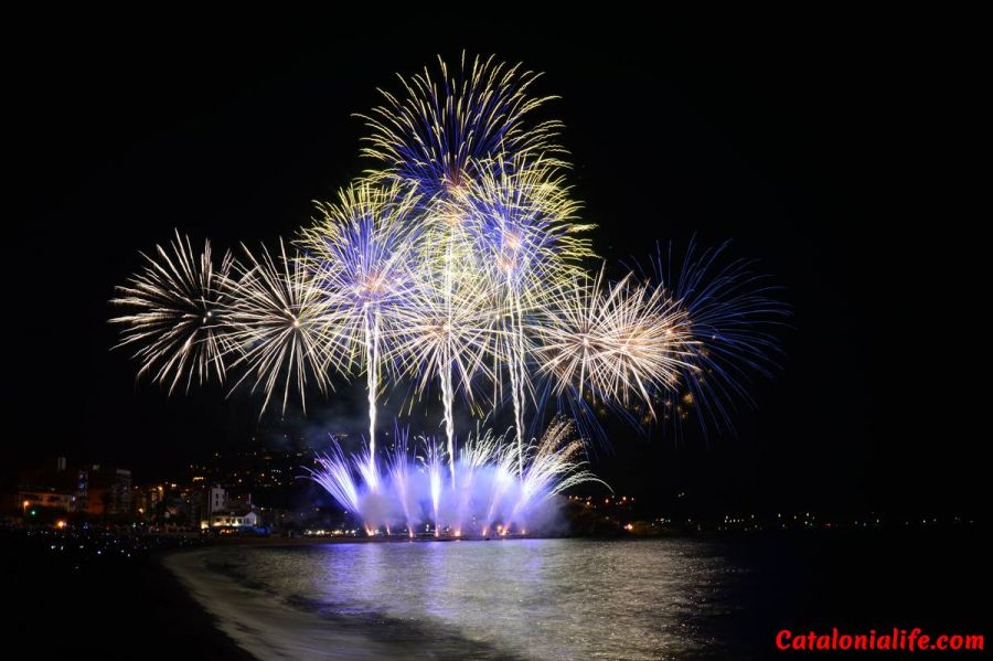 49-й Международный конкурс фейерверков на Коста Брава в Бланесе (49e Concurs Internacional de Focs D'artifici de la Costa Brava, Blanes)