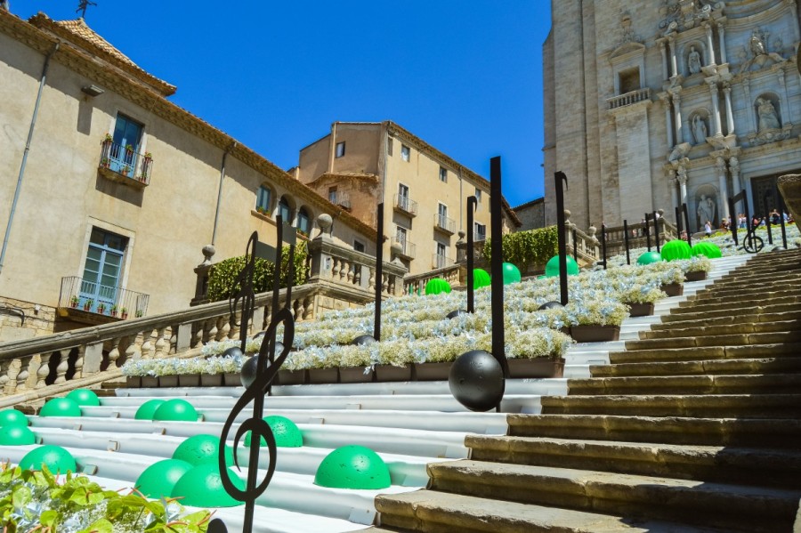 70 лет цветочной сказки в Жироне: фестиваль Girona, Temps de Flors 2025