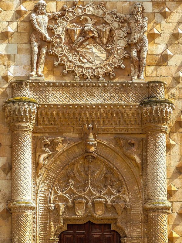 Дворец Инфантадо, Гвадалахара / Palacio del Infantado . 10 самых красивых дворцов в Испании