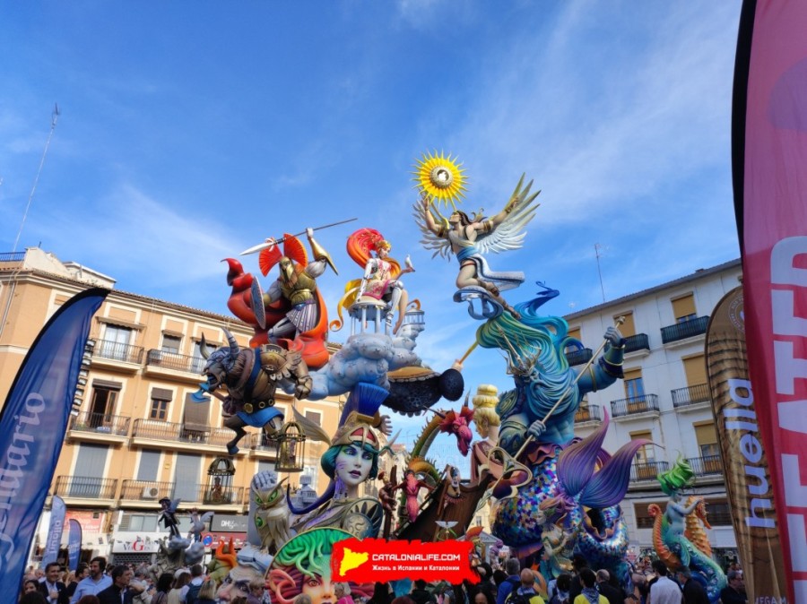 Фальяс в Валенсии 2026: даты, официальная программа, истоки происхождения, расписание событий и интересные факты