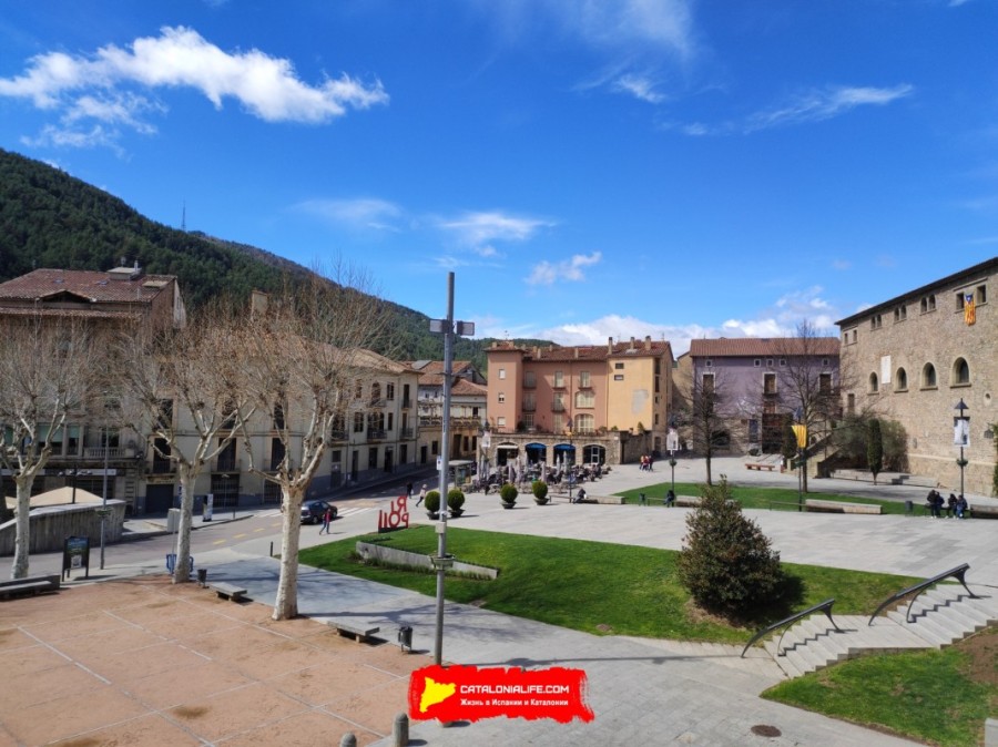 Рождественская ярмарка (Fira de Nadal) в Риполе: свет, музыка и каталонские традиции Ярмарка света, музыки и традиций