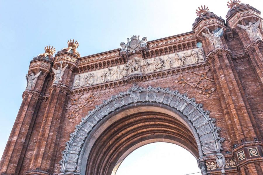 Триумфальная арка в Барселоне : история, описание, интересные факты