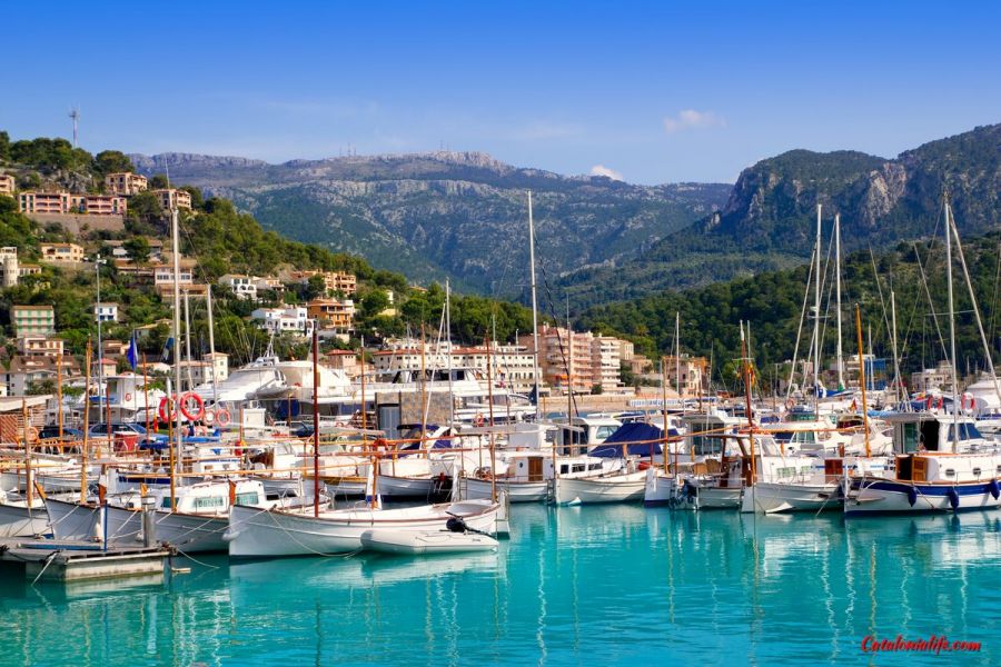 9 самых красивых маленьких городов и деревень Испании: Сольер, Майорка (Sóller, Mallorca)