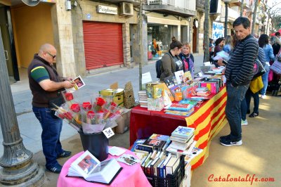 Сант Джорди или День Святого Георгия в Каталонии