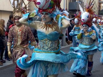 карнавал,2015,Бланес,карнавальные костюмы,Каталония,карнавал 2015,фестиваль,танцы,культура,Испания,Коста Брава,празднование