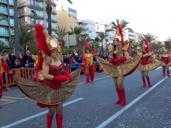карнавал,2015,Ллорет-де-Мар,карнавальные костюмы,Каталония,карнавал 2015,фестиваль,танцы,культура,Испания,Коста Брава