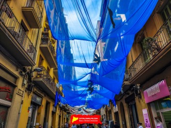 Улица Пуйгмарти (Carrer de Puigmartí): «Путь рисует твою судьбу» — погружение во вселенную и культуру Древнего Египта. (‘El camí et dibuixa el destí’. Una immersió en l’univers i la cultura de l’Antic Egipte.) - Феста Майор де Грасиа 2024 (Festa Major de Gràcia 2024)