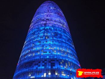 Фотоотчет: Фестиваль света в Барселоне 2021 / LLUM Bcn 2021