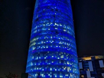 Фотоотчет: Фестиваль света в Барселоне 2025 / LLUM Bcn 2025