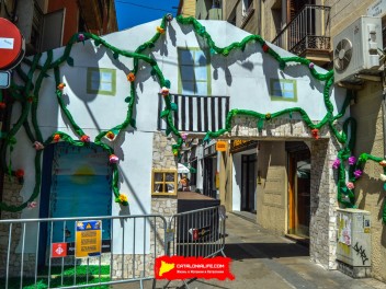 Фотоотчёт: Улица Берга (carrer Berga) Урожай 2023 (Collita 2023) - Феста Майор де Грасиа 2023 (Festa Major de Gràcia 2023)