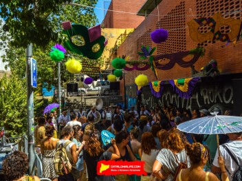 Фотоотчёт: Травессия де Сант Антони (Travessia de Sant Antoni) Переправа через Новый Орлеан (Travessia de New Orleans) - Феста Майор де Грасиа 2023 (Festa Major de Gràcia 2023)