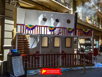 Фотоотчёт: Травессия де Сант Антони (Travessia de Sant Antoni) Переправа через Новый Орлеан (Travessia de New Orleans) - Феста Майор де Грасиа 2023 (Festa Major de Gràcia 2023)