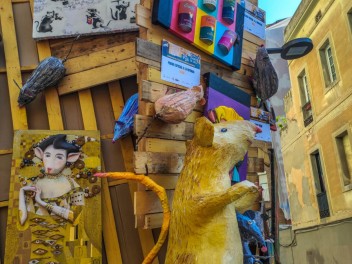 Фотоотчёт: Улица Верди (carrer Verdi) Флейтист из Гамельна (El flautista d'Hamelín) - Феста Майор де Грасиа 2023 (Festa Major de Gràcia 2023)
