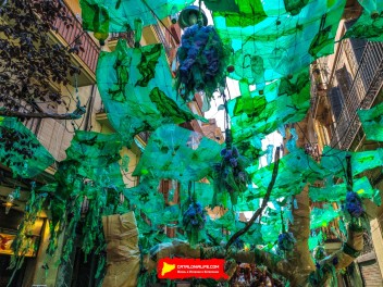 Фотоотчёт: Улица Верди (carrer Verdi) Флейтист из Гамельна (El flautista d'Hamelín) - Феста Майор де Грасиа 2023 (Festa Major de Gràcia 2023)