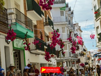Ковры из цветов в Ситжесе, 2024 / Catifes de flors de Sitges, 2024 / Alfombras de Flores Naturales, Sitges, 2024