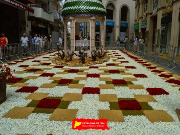 Ковры из цветов в Ситжесе, 2024 / Catifes de flors de Sitges, 2024 / Alfombras de Flores Naturales, Sitges, 2024