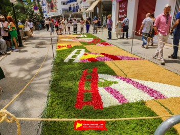 Ковры из цветов в Ситжесе, 2024 / Catifes de flors de Sitges, 2024 / Alfombras de Flores Naturales, Sitges, 2024