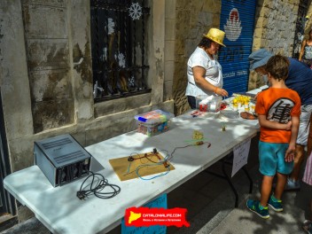 Фотоотчёт: Улица Фратернитат де Байш (carrer Fraternitat de Baix) Рождество (Nadal) - Феста Майор де Грасиа 2023 (Festa Major de Gràcia 2023)