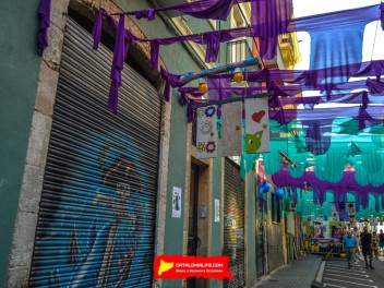 Фотоотчёт: Улица Провиденсия (carrer Providència) Provi Inc - Феста Майор де Грасиа 2023 (Festa Major de Gràcia 2023)