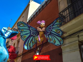 Фотоотчёт: Улица Прогрес (carrer Progrés) Муравьи (Formigres) - Феста Майор де Грасиа 2023 (Festa Major de Gràcia 2023)