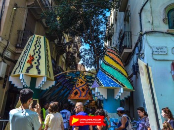 Фотоотчёт: Улица Тордера (carrer Tordera) Модернизм Каталонии (Tordernisme) - Феста Майор де Грасиа 2023 (Festa Major de Gràcia 2023)