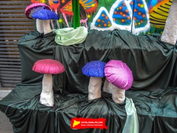 Фотоотчёт: Улица Моцарт (carrer Mozart) Моцартланд (Mozartland) - Феста Майор де Грасиа 2023 (Festa Major de Gràcia 2023)