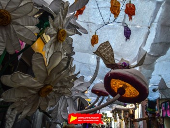 Фотоотчёт: Улица Моцарт (carrer Mozart) Моцартланд (Mozartland) - Феста Майор де Грасиа 2023 (Festa Major de Gràcia 2023)
