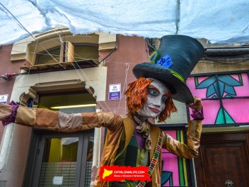 Фотоотчёт: Улица Моцарт (carrer Mozart) Моцартланд (Mozartland) - Феста Майор де Грасиа 2023 (Festa Major de Gràcia 2023)