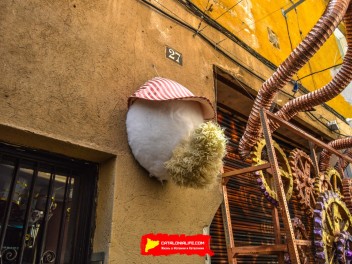 Фотоотчёт: Улица Моцарт (carrer Mozart) Моцартланд (Mozartland) - Феста Майор де Грасиа 2023 (Festa Major de Gràcia 2023)