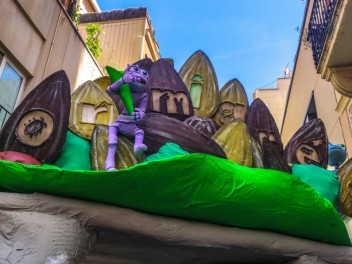 Фотоотчёт: Улица Прогрес (carrer Progrés) Муравьи (Formigres) - Феста Майор де Грасиа 2023 (Festa Major de Gràcia 2023)