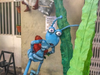 Фотоотчёт: Улица Прогрес (carrer Progrés) Муравьи (Formigres) - Феста Майор де Грасиа 2023 (Festa Major de Gràcia 2023)