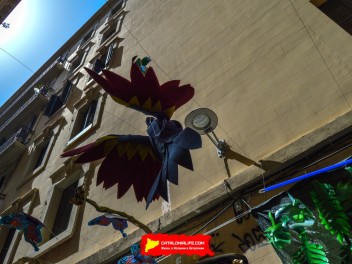 Фотоотчёт: Улица Хесус (carrer Jesús) Спасите джунгли (Selva’m) - Феста Майор де Грасиа 2023 (Festa Major de Gràcia 2023)