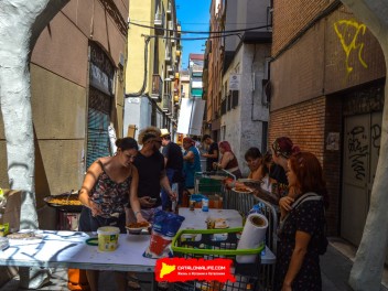 Фотоотчёт: Улица Хесус (carrer Jesús) Спасите джунгли (Selva’m) - Феста Майор де Грасиа 2023 (Festa Major de Gràcia 2023)