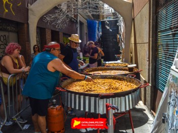 Фотоотчёт: Улица Хесус (carrer Jesús) Спасите джунгли (Selva’m) - Феста Майор де Грасиа 2023 (Festa Major de Gràcia 2023)