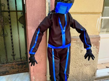 Улица Берга (Carrer de Berga) — «Бергатрон» (Bergatron) — Феста Майор де Грасиа 2025 (Festa Major de Gràcia 2025)