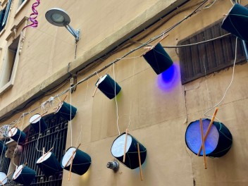 Улица Хесус (Carrer de Jesús) — «Култура Популяр» (Cooltura Popular) - Феста Майор де Грасиа 2025 (Festa Major de Gràcia 2025)