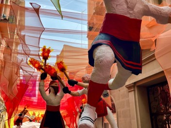 Улица Прогрес (Carrer del Progrés) — «ПрогреФок» (Progrefoc) — Феста Майор де Грасиа 2025 (Festa Major de Gràcia 2025)
