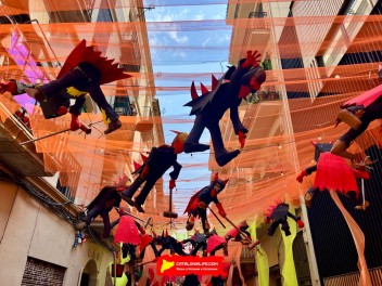 Улица Прогрес (Carrer del Progrés) — «ПрогреФок» (Progrefoc) — Феста Майор де Грасиа 2025 (Festa Major de Gràcia 2025)