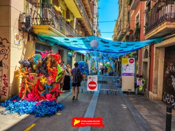 Улица Берга (Carrer de Berga): «Подводный мир» — прогулка по морскому дну (‘El fons del mar’. Un passeig pel fons marí) - Феста Майор де Грасиа 2024 (Festa Major de Gràcia 2024)
