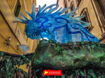 Улица Моцарт (Carrer de Mozart): «Моцартзаки» — путешествие в Японию студии Гибли. (‘MozartZaki’. Un viatge al Japó de l’estudi Ghibli.) - Феста Майор де Грасиа 2024 (Festa Major de Gràcia 2024)