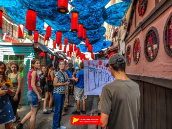 Улица Моцарт (Carrer de Mozart): «Моцартзаки» — путешествие в Японию студии Гибли. (‘MozartZaki’. Un viatge al Japó de l’estudi Ghibli.) - Феста Майор де Грасиа 2024 (Festa Major de Gràcia 2024)